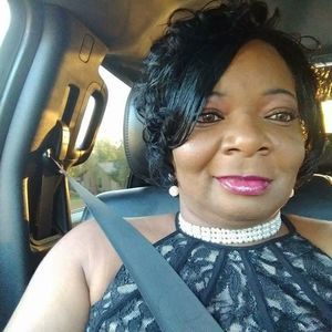 Meet your Posher, Juliette